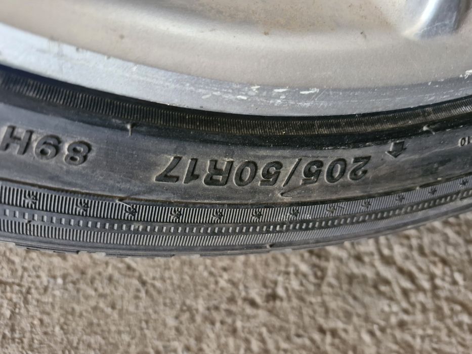 Субару 205/50/17 Сайлун