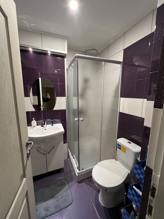 Vand Ap.4 camere, etaj 1, Casa de Cultura