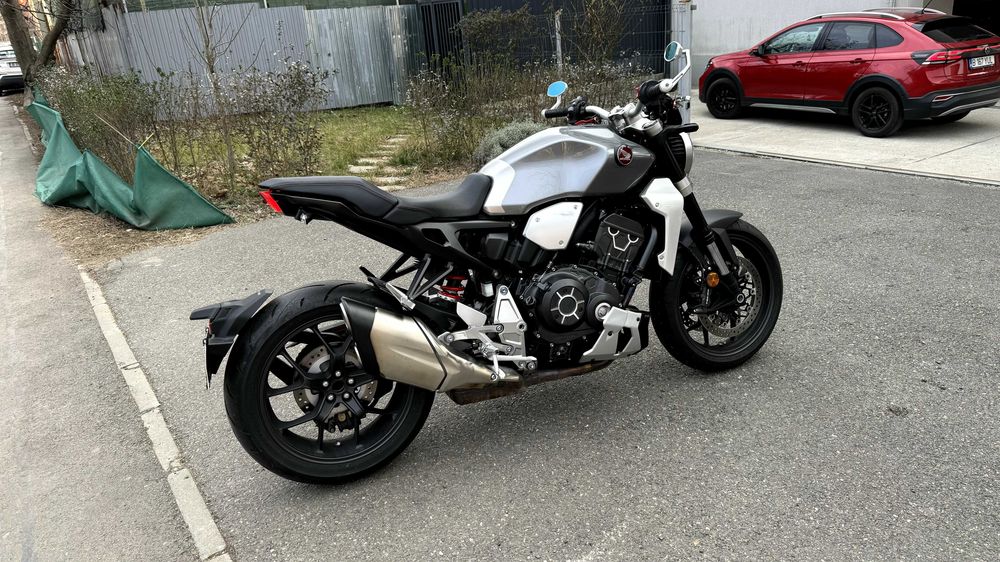 Vand Honda CB1000 R Neo-cafe racer - impecabil