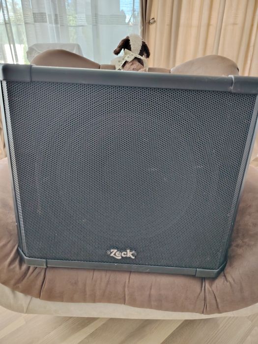 Vând 2 boxe Electro voice sx 300  fără difuzoare  subwoofer Zeck lf15.400