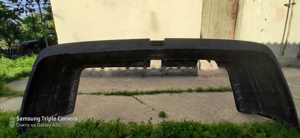 Задний бампер Opel vectra хетчбэк