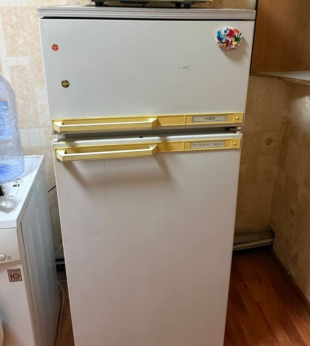 Холодилник в хорошем состоянии