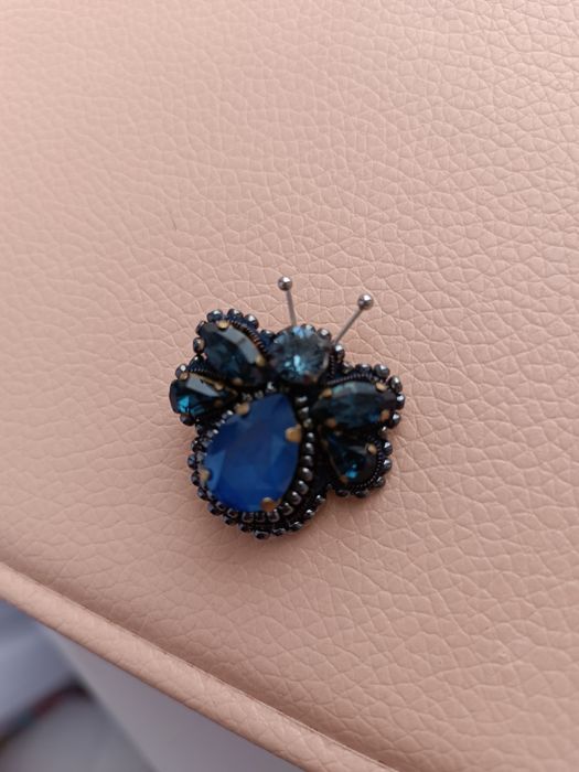 Брошь ручной работы