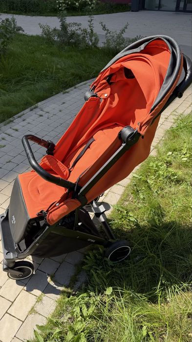 Продам коляску Anex air с 0