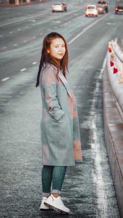 Осеннее синее пальто и черный пиджак для девочки подростка размер S