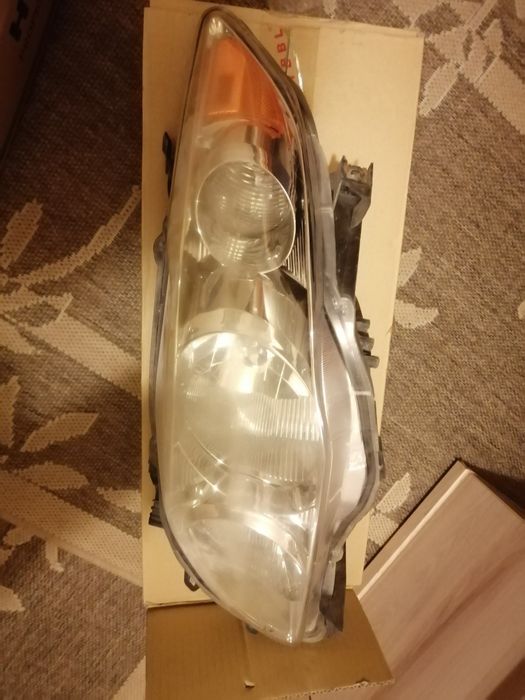 Фары тайота королла американец 2010 год