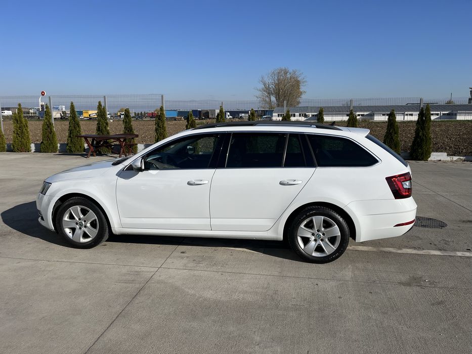 Skoda Octavia lll  1.4 TSI  + CNG  , DSG  + Panoramic !