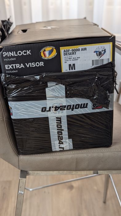 Vând cască moto Adventure Scorpion ADF-9000