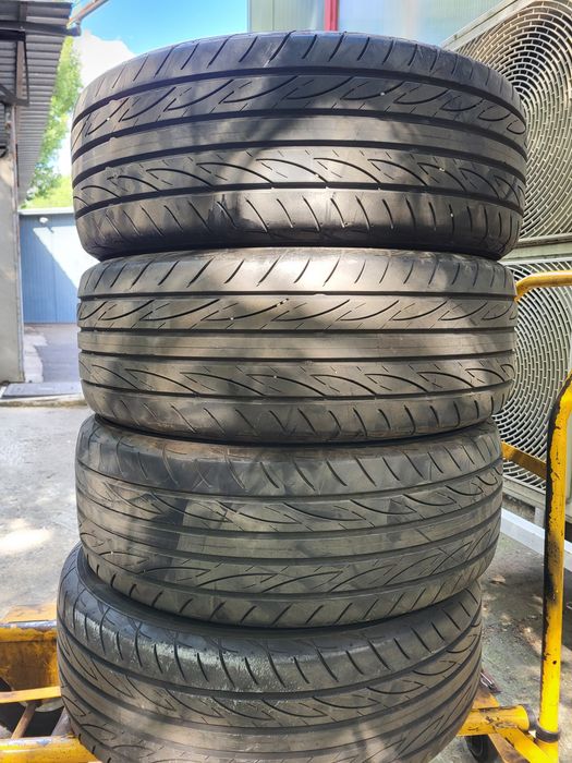 Anvelope vara 215/55 R17 YOKOHAMA