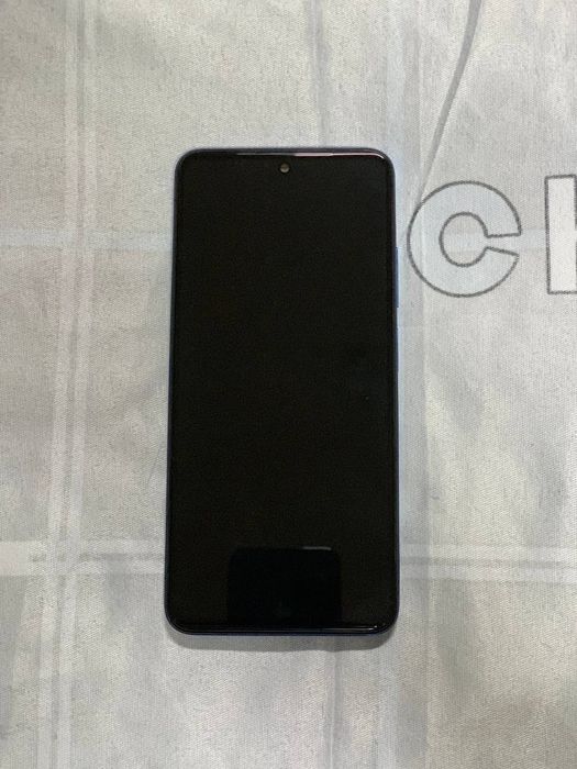 Redmi note 11 sotiladi obmen bor iphonega ustiga pul boʻlsa beraman