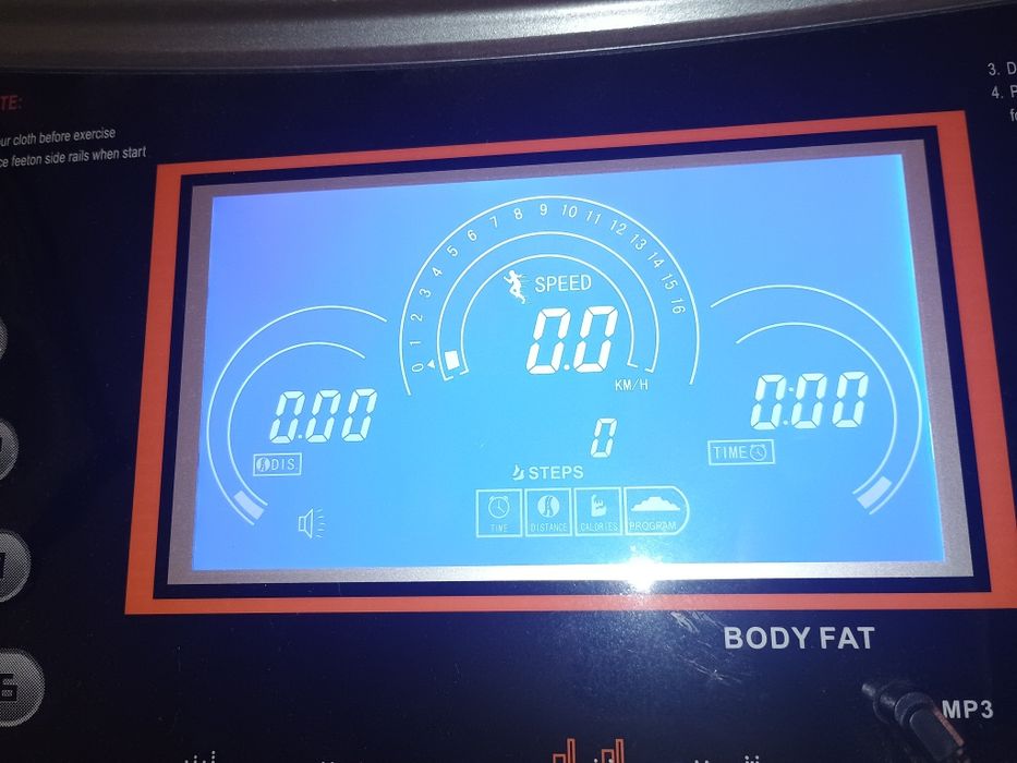 Продавам бягаща пътека Kondition HT-7700 FIT