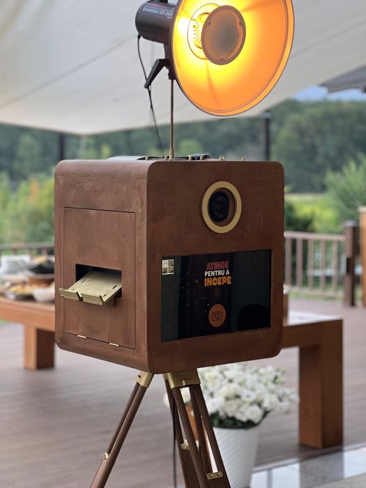 Evenimente copii-cabina foto-video 360-oglinda magica-fum greu-decor b