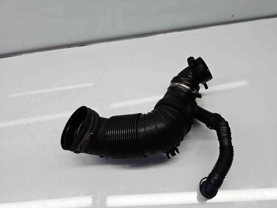 Tub admisie aer  Volkswagen Scirocco (137) [Fabr 2008-2017] 3C0129654