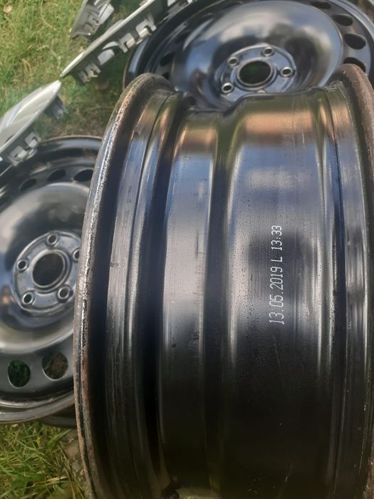 Jante originale cu tot cu capace