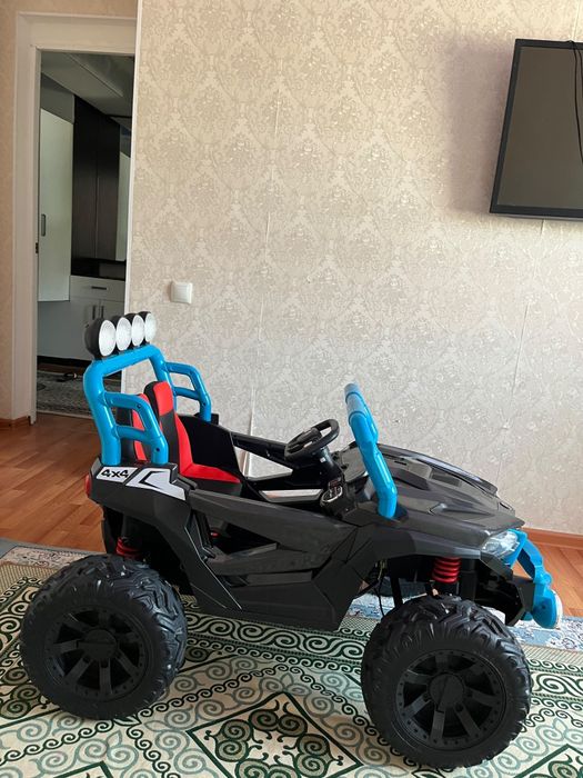 Детский машина 4×4