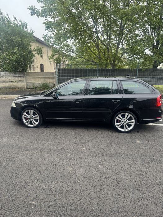 Vand skoda octavia 2 VRS motor 2,0 tdi 170 de cai pret 3300 euro