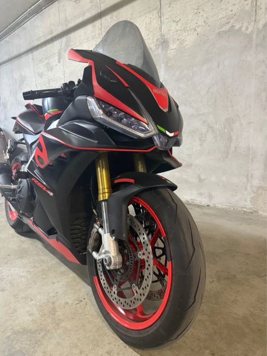 Aprilia rsv4 110