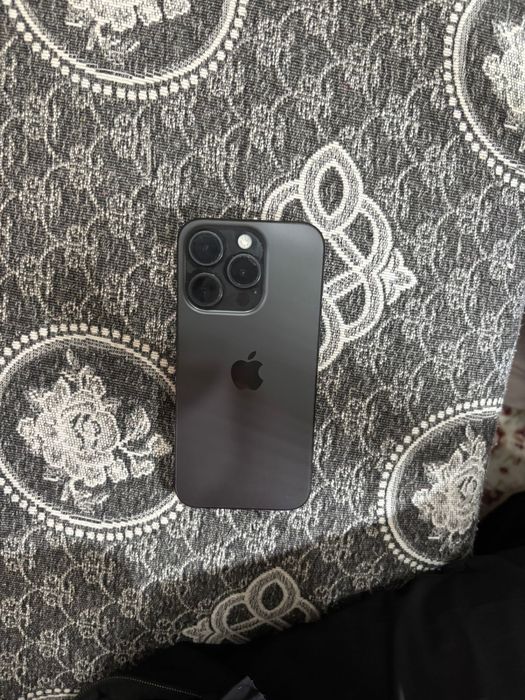 IPhone 15 Pro на 128Гб