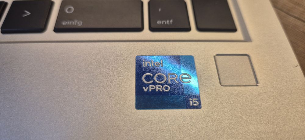 Лаптоп HP EliteBook 850 G8 Touch – i5 vPro, 16GB RAM, 512GB SSD, изгод