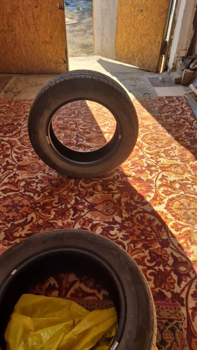 Продаю шины 205/60