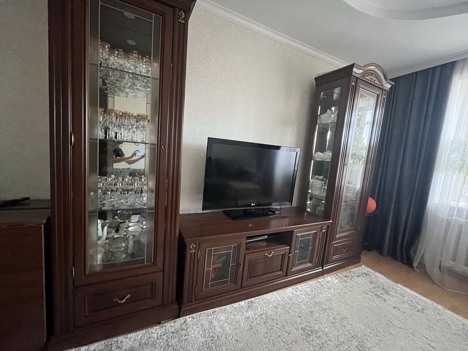 Продаю гарнитур для гостиной или зала