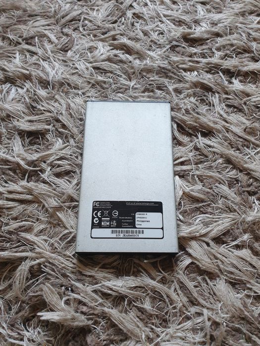 Vand hdd extern de 2TB defect