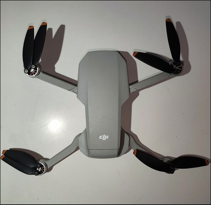Drona DJI Mini 4k (249g)