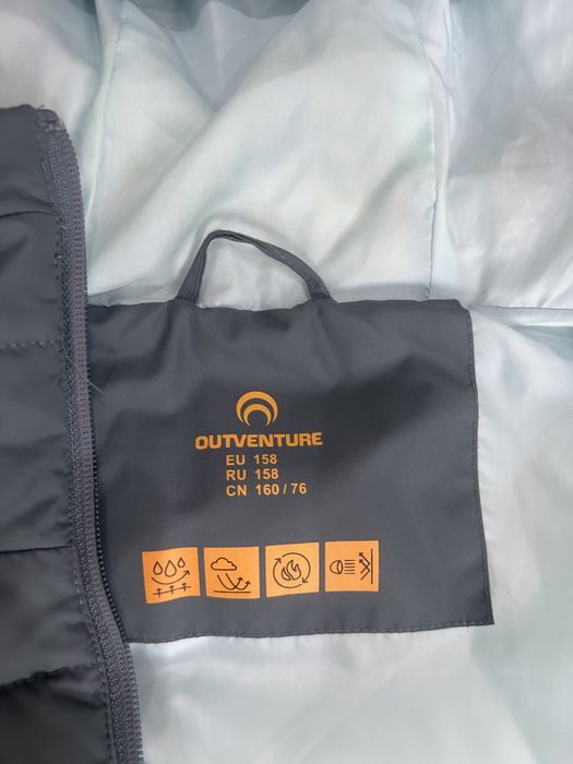 Продается куртка на девочку