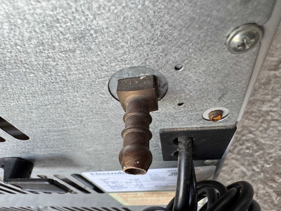 Electrolux-хладилник на газ - 12V - 220V