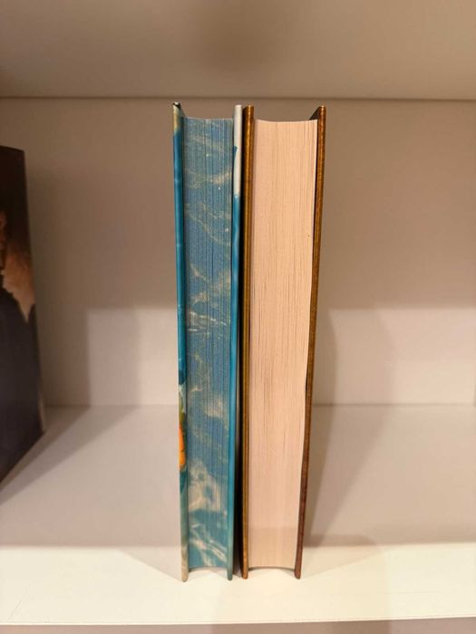 Книги на Colleen Hoover