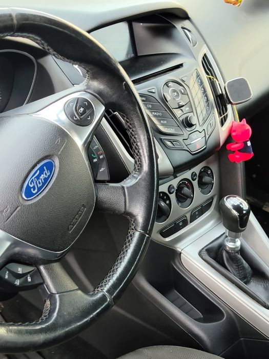 FORD Focus 2011 — imagine 4