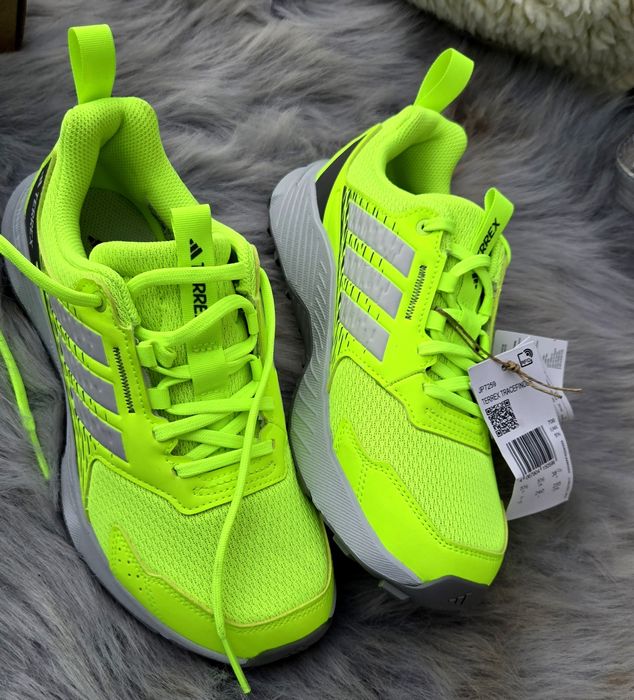 Adidas Terrex оригинални дамски сникърси нови 38 2/3