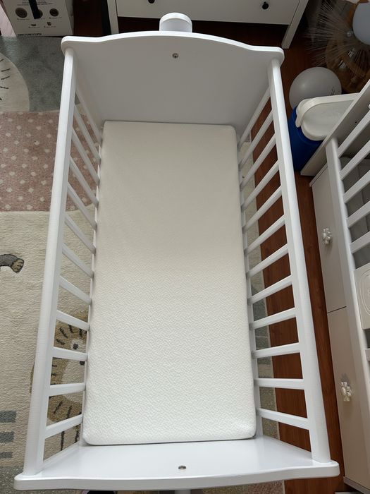 Продавам легло и матрак