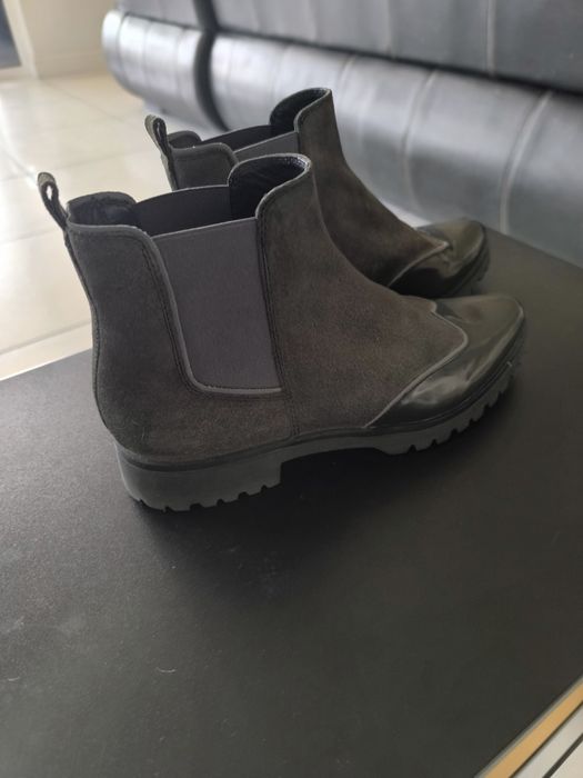 Боти Geoxe естествен велур