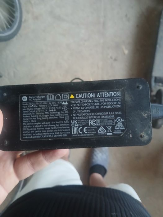 Vând trotineta electrica Xiaomi electric scooter4