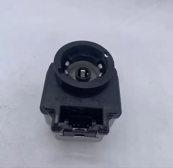 Modul Xenon Soclu Fasung Bec Igniter Bulb Droser Socket Suport Bec Mitsubishi Pajero Mazda CX9 CX5 3 CRZ D4R W3T216