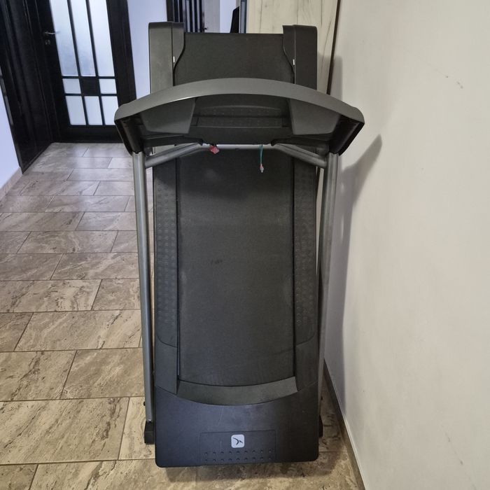 Banda alergat Domyos