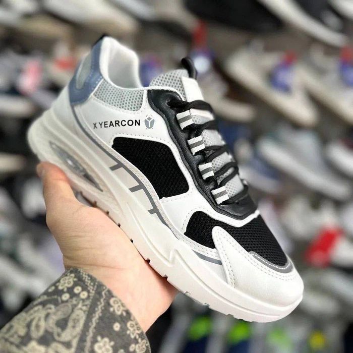 Кроссовки от производителя