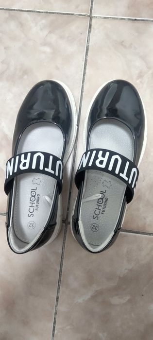 Закрытые туфли 34р