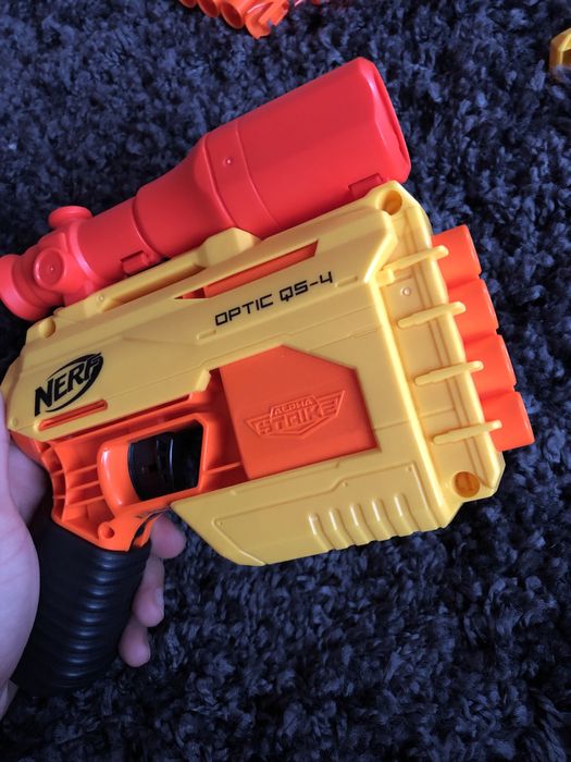 Vând pușca nerf originala cu 4 gloante originale .Plata Doar Cash