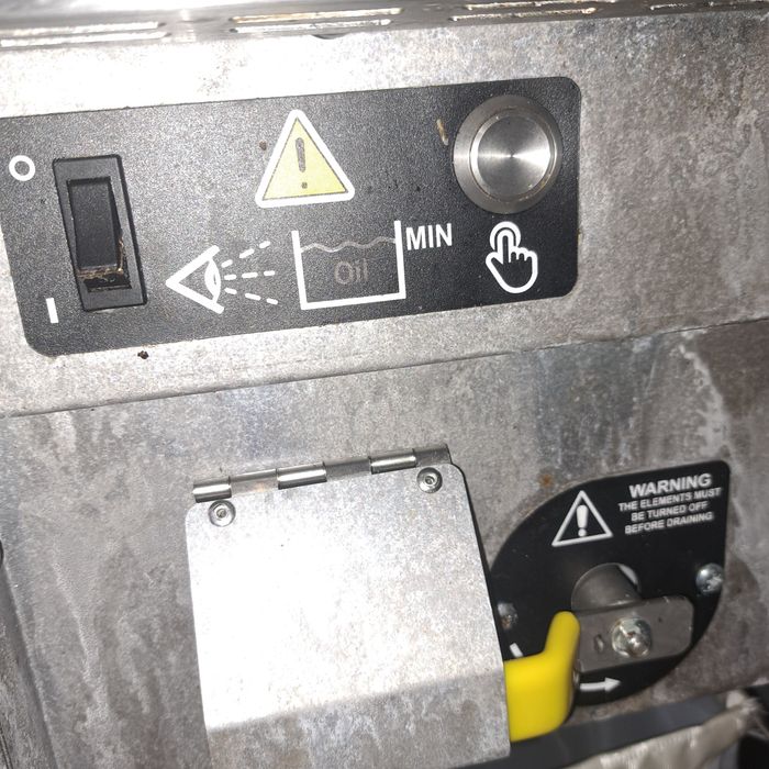 Фритюрник професионален FALCON с филтрираща система