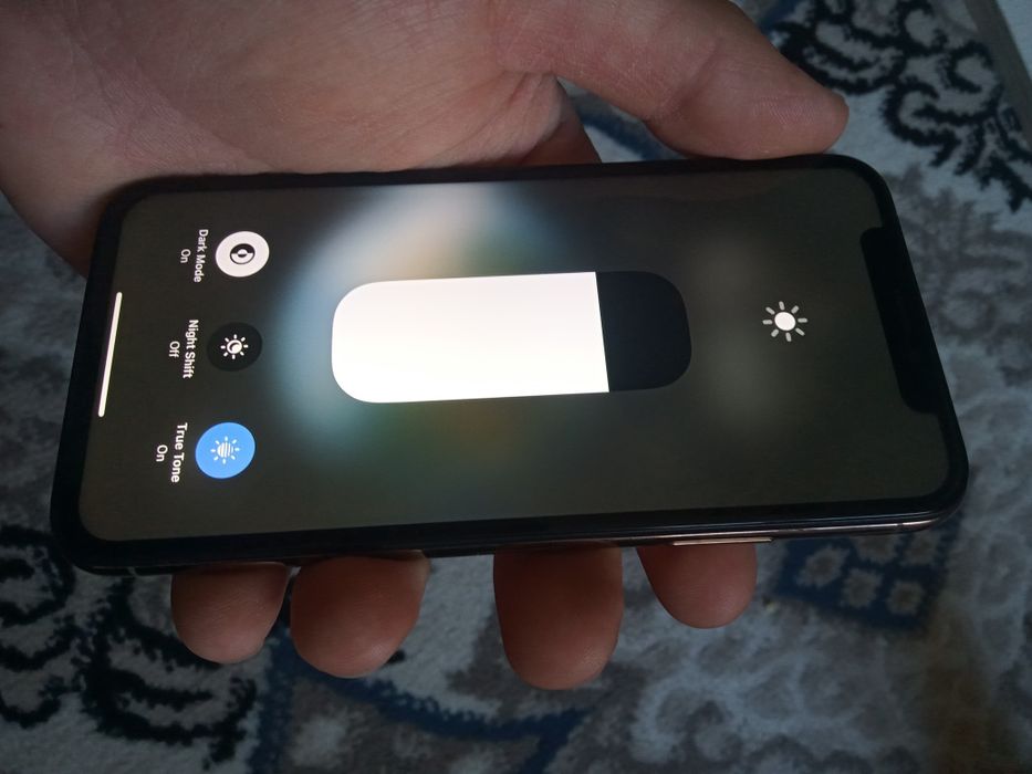 Iphone Xs 64 xotira 92 Youmkst ishlashi Zur Kor Dok Bor Garant berilad