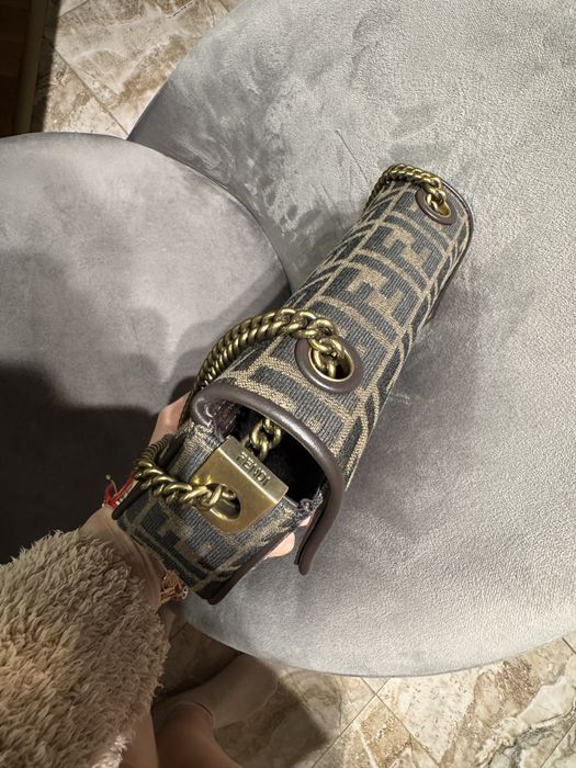 Дамска чанта F*ndi