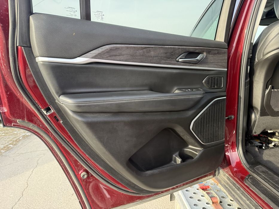 Vand Jeep Grand Cherokee L 2021