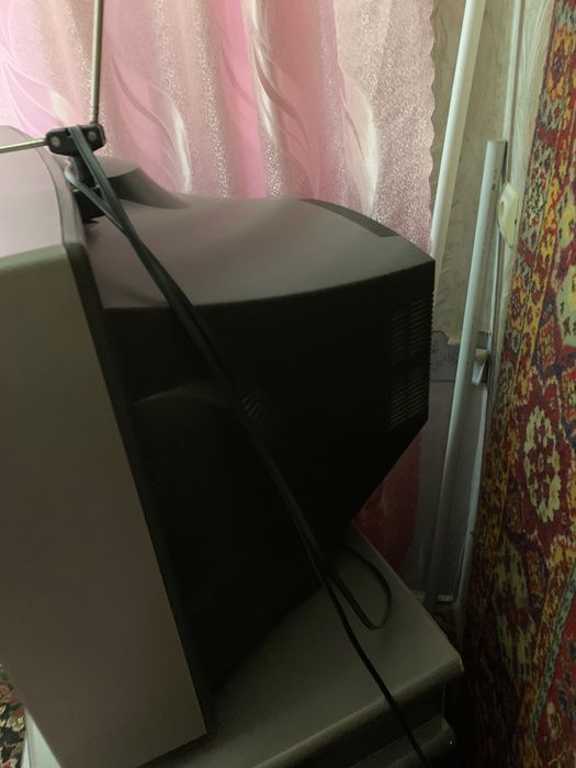 Продаю телевизор LG.