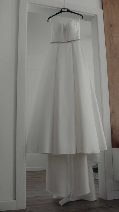 Rochie de mireasă A line