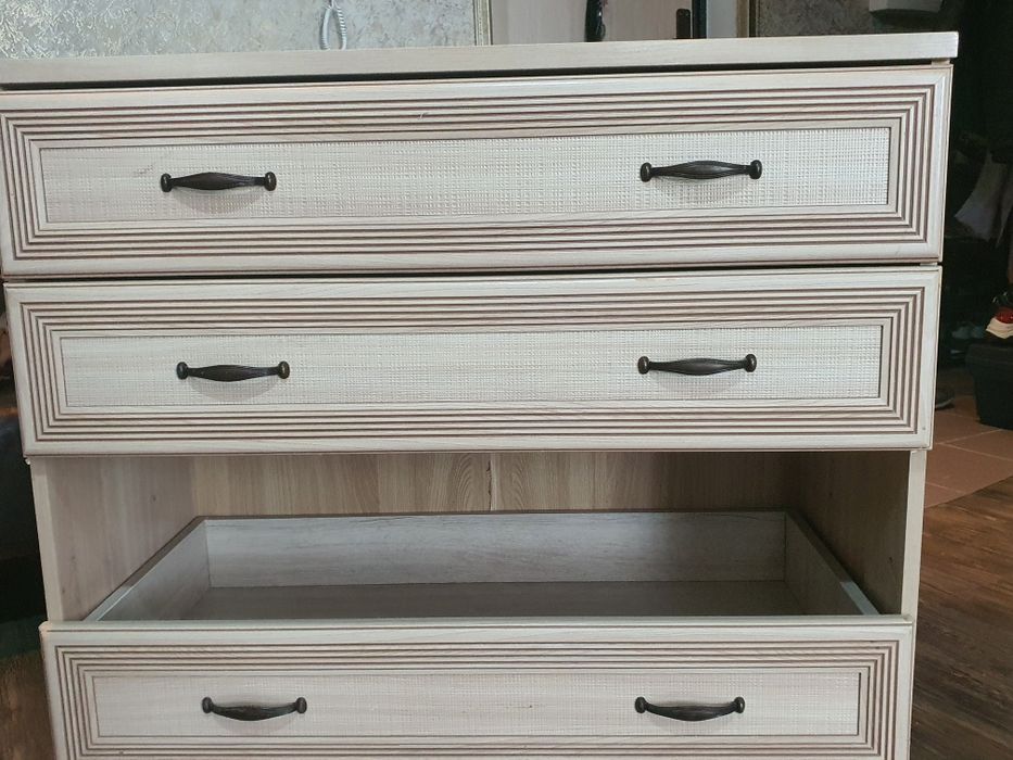 Камод в хорошем состоянии