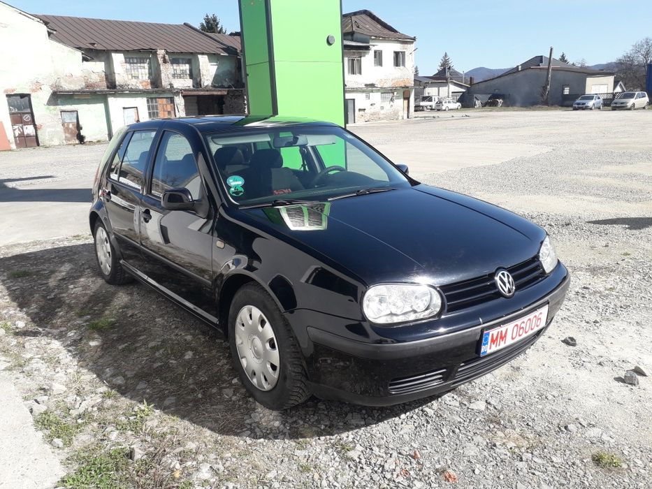 Dezmembrez VW golf 4 , 1.6 SR