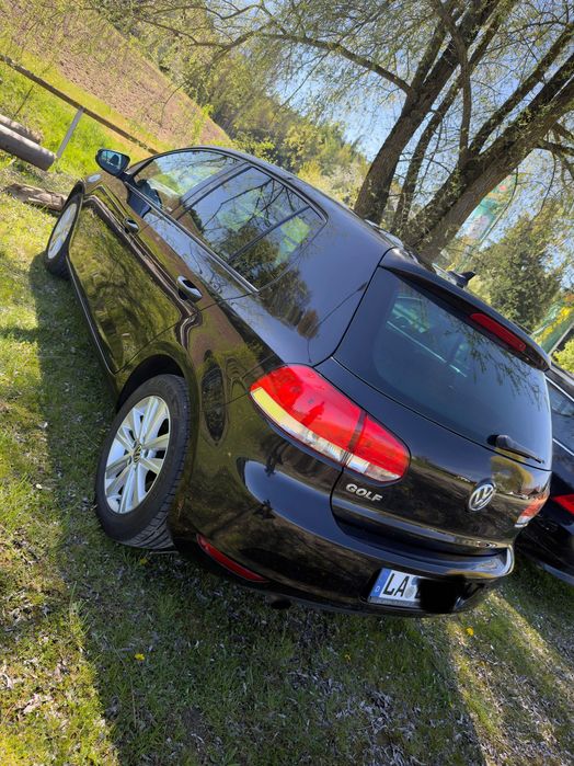VOLKSWAGEN Golf 2011 — imagine 2