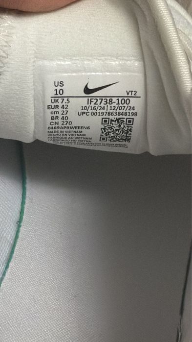 Adidasi nike nr 42.5